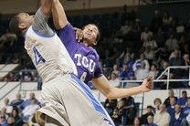 开云官方网页登录-五大联赛是否推动球员通过站位节奏学习适应战术切换，五大联赛地位